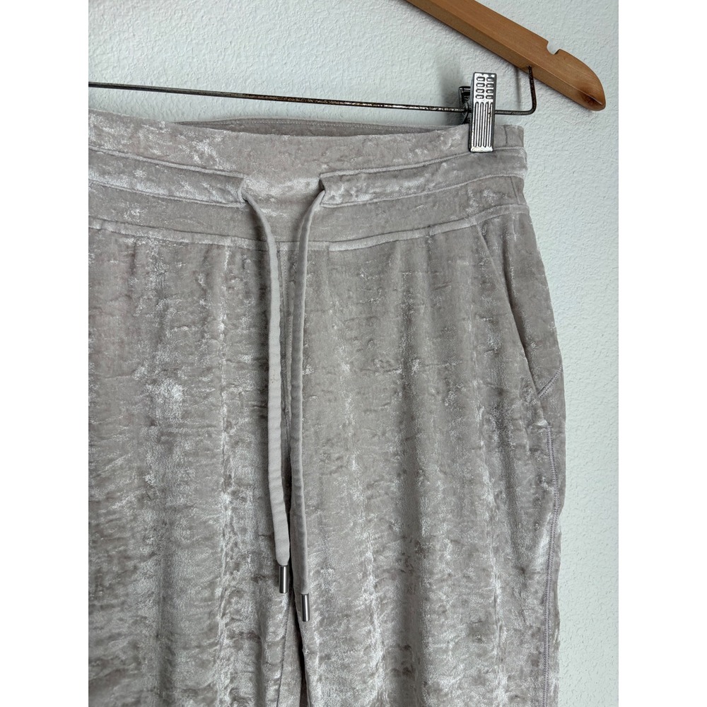 Lululemon Crushed Velvet Jogger Pants Women Size 4 Beige‎ Lounge Athleisure - Picture 2 of 5